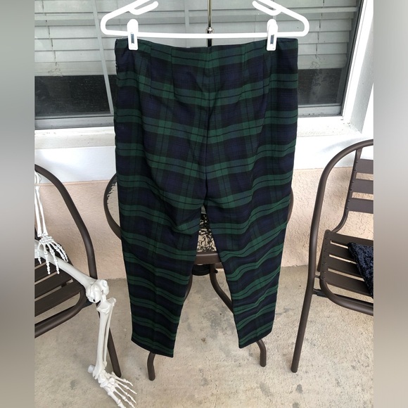 NWT Chaps Perfectly Polished Plaid Ankle Pants - 8 - Picture 3 of 11